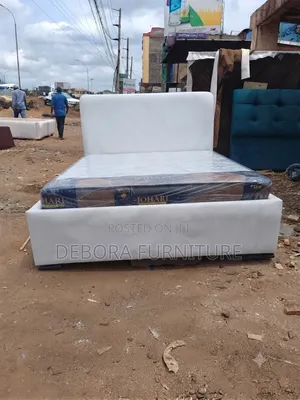 5x6 Chester Bed with Mattress - Multiple Colours