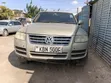 Volkswagen Touareg 2009 Dhahabu - 2
