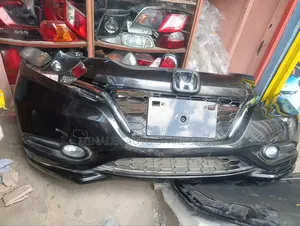Bampa ya Mbele ya Honda Vezel na Foglights na Covers