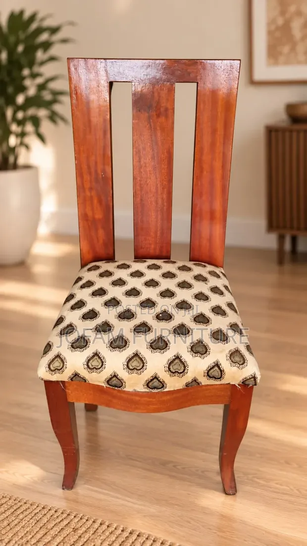 Kiti cha Mlo cha Mbao cha Mahogany Imara - 1