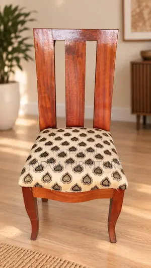 Kiti cha Mlo cha Mbao cha Mahogany Imara