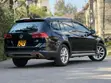 2017 Volkswagen Golf TSI SE 4-Door FWD Black - 3