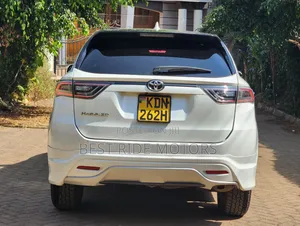 Toyota Harrier 2.0 2015 Nyeupe