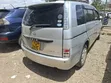Toyota Isis 1.8 G 2WD 2016 Silver - 4