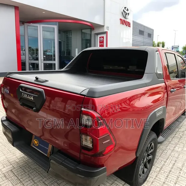 Tonneau Cover kwa Toyota Hilux Revo - Isiyoingiza Maji, Imara, Yenye Kudumu - 1