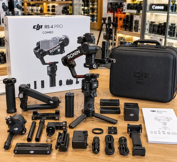 DJI RS 4 Pro Combo Camera Gimbal Stabilizer - 1