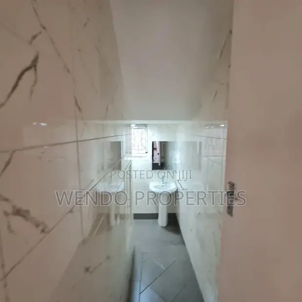 3-Bedroom Townhouse with Guest Wing & DSQ in Kilimani - 1