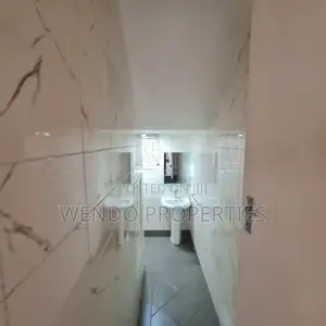 Nyumba ya Vyumba 3 na Guest Wing & DSQ Kilimani
