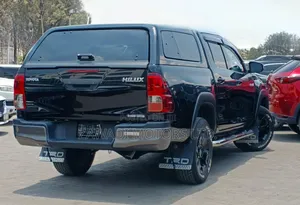 Toyota Hilux Revo Double Cab Diesel 2.4 AWD 2019 Black