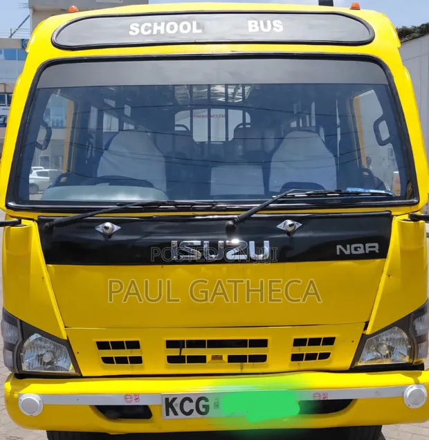 Isuzu NQR 2015 - Basi la Viti 33 - 1