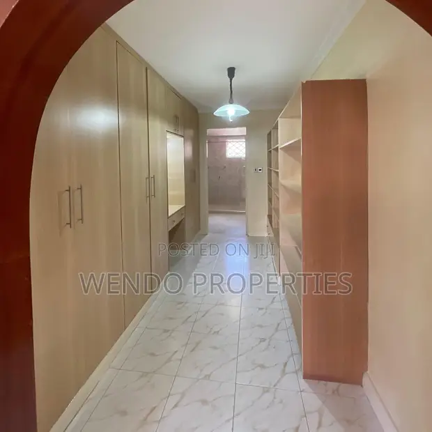 4 Bedroom House with DSQ in Kileleshwa for Rent - 1