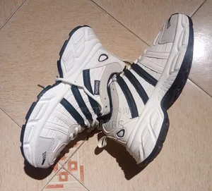 Powerwalk 9860 Sneakers - Brand New