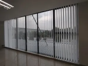 Vertical Blinds za Madirisha ya Ofisi