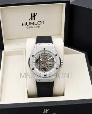 Saa ya Hublot Classic Fusion Skeleton Automatic