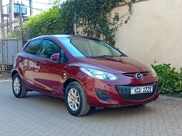 Mazda Demio 2012 Maroon - 1
