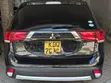 Mitsubishi Outlander 2017 Nyeusi - 3