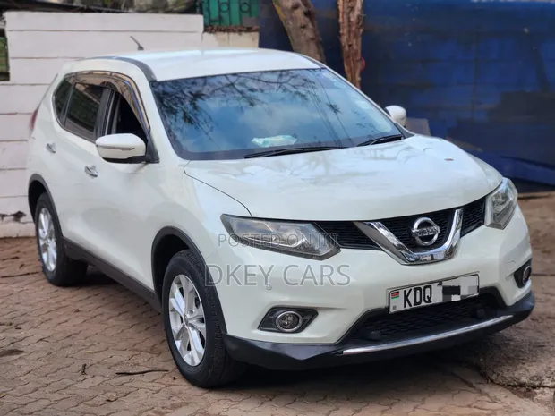 Nissan X-Trail 2018 White - 1
