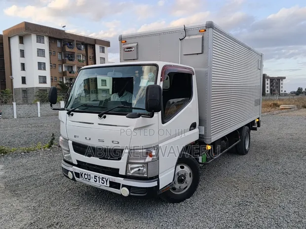 Mitsubishi Fuso Mini Truck 2015 - 1