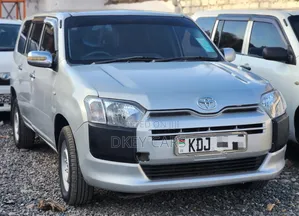 Toyota Probox 2015 Nyeusi