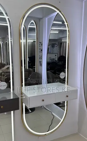 Customized Oval Wall Mirror with LED Light and Drawers
