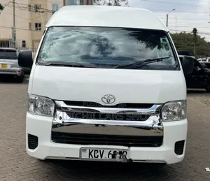 Toyota HiAce 2019