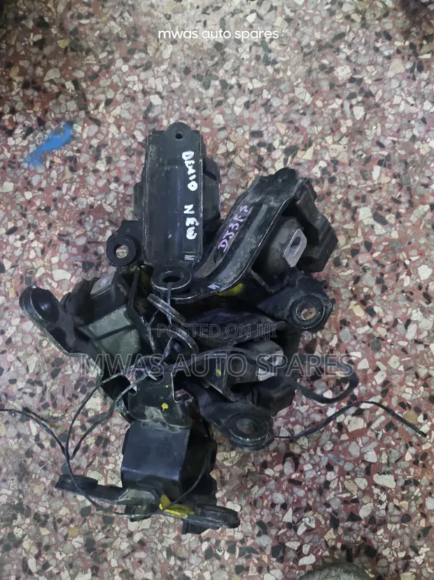 Mazda Demio New Model Gear Mounting - 1