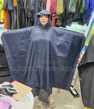 Waterproof Poncho Raincoat - Unisex Adult