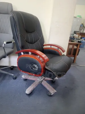 Kiti cha Ofisi cha Executive - Nyeusi
