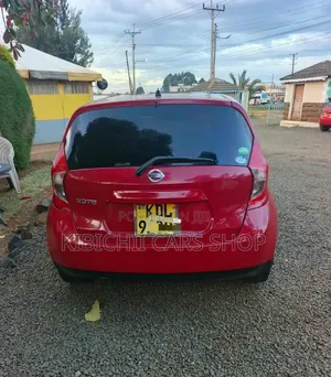Nissan Note 2016 Nyekundu