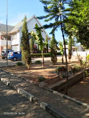 5-Bedroom Maisonette in Roba, Mua Hills for Sale