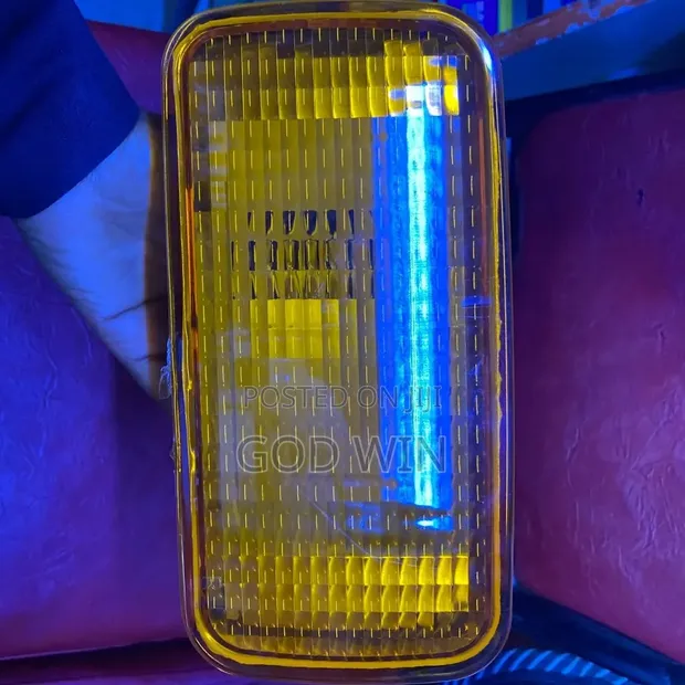 Nissan UD Mk 210 Taiwan Bumper Light - 1
