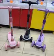 Scooter ya Watoto yenye Dekki Zinazong'aa za LED - 2