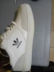 Adidas Sneakers za Ngozi Nyeupe Classic - Mpya Kabisa - 3