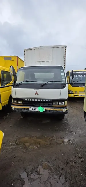 Mitsubishi Canter 2008