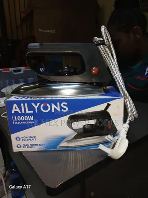 AILYONS 1000W Electric Dry Iron Box