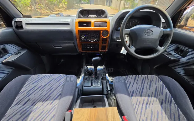 Toyota Land Cruiser Prado 2000 Bluu - 1