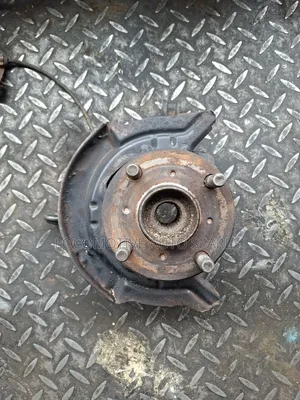 Toyota Passo Hubi ya Mbele (Modeli ya Kale)