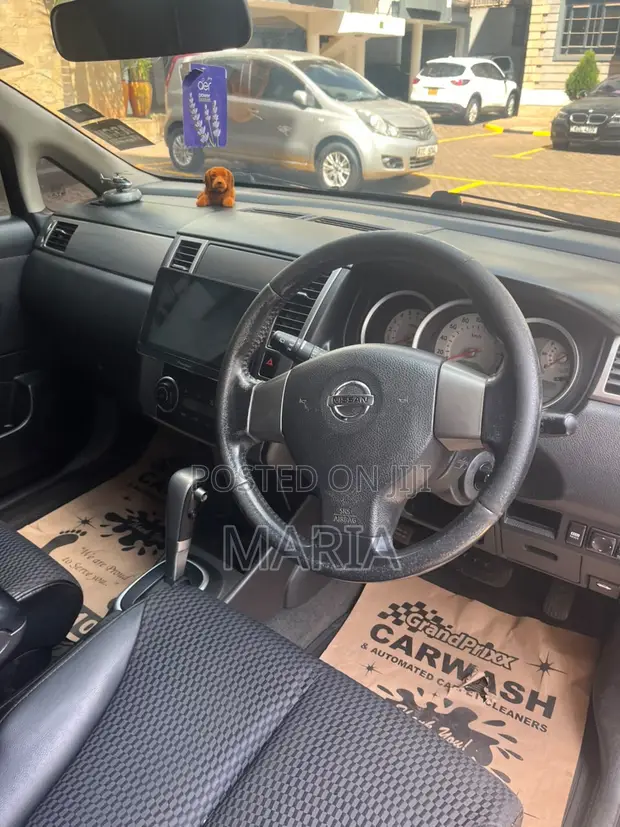 Nissan Tiida 2011 Black - 1