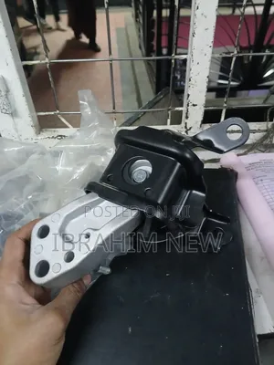 Toyota Corolla Fielder Engine Mounting (Right)