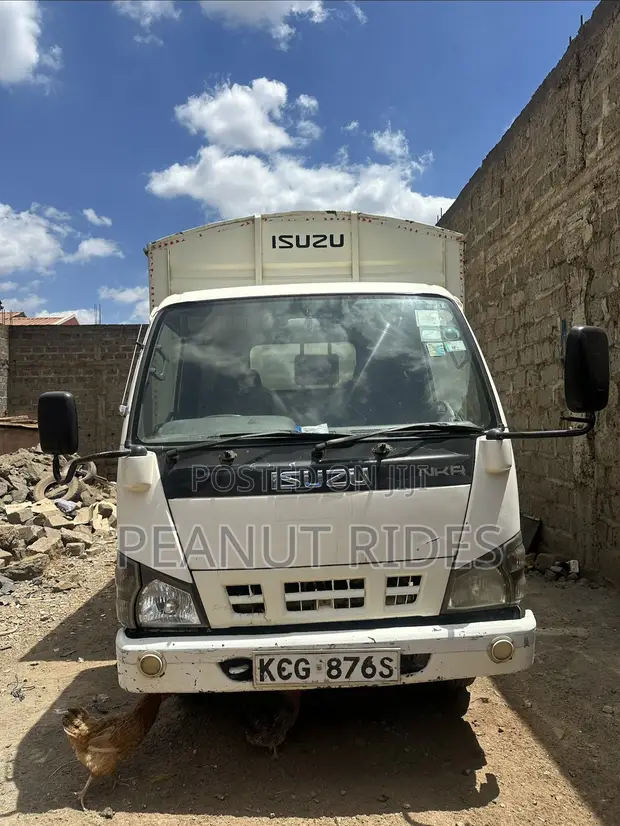 Treni ya Isuzu NKR 4300cc - 1