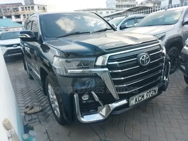Toyota Land Cruiser 4.6 V8 AX 2010 Black - 1