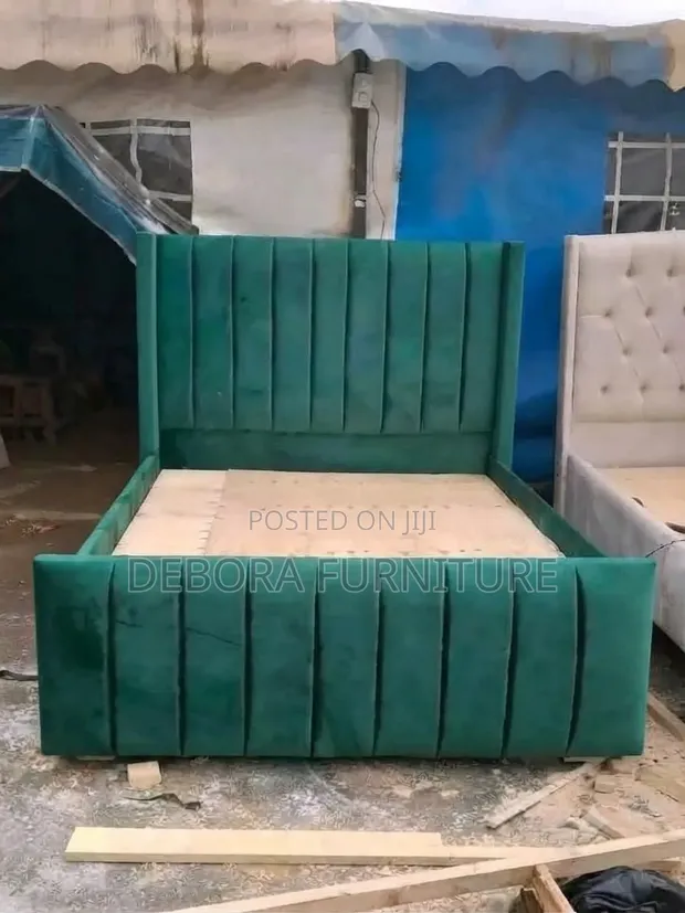 Kitanda cha Forest Green chenye Upholstery 5x6 - 1