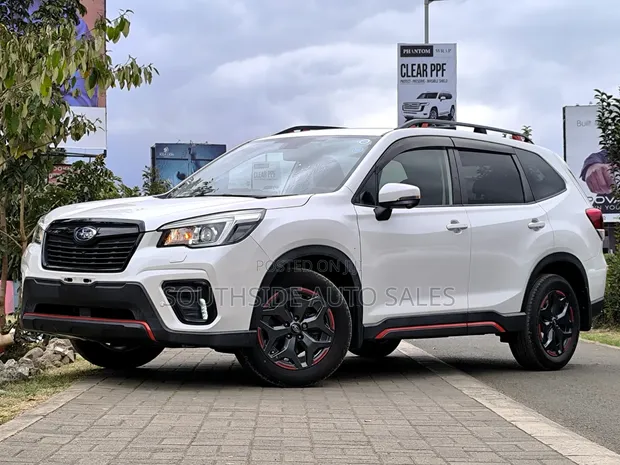 Subaru Forester Premium AWD 2019 - 1
