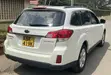 Subaru Outback 2011 Nyeusi - 3