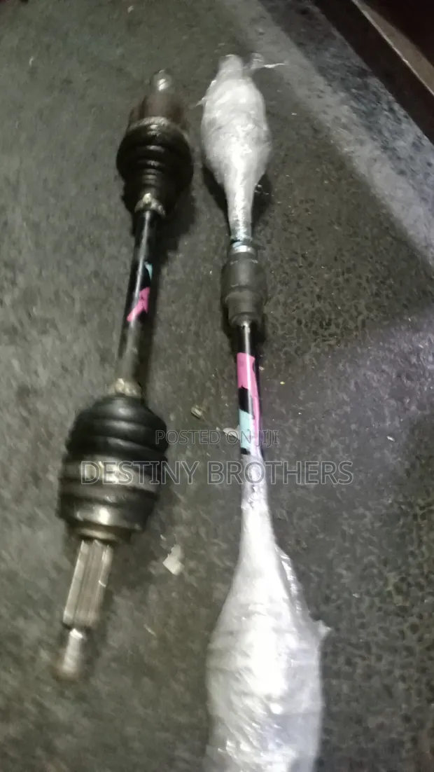 Daihatsu Mira Control Arm - 1