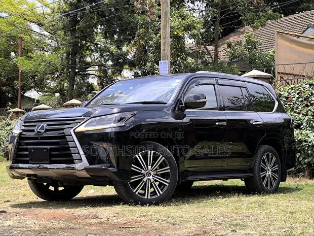 Lexus LX 570 AWD 2019 Nyeusi - 1