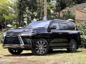 Lexus LX 570 AWD 2019 Nyeusi