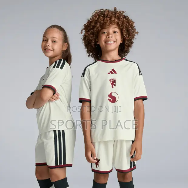 Manchester United 2026/27 Jezi ya Watoto ya Tatu - 1