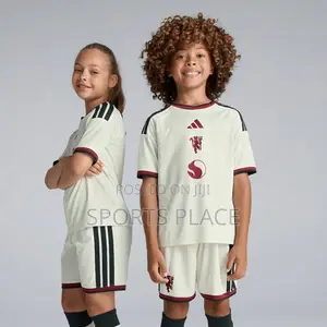 Manchester United 2026/27 Jezi ya Watoto ya Tatu