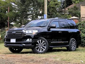 Toyota Land Cruiser 4.6 V8 ZX 2019 Nyeusi